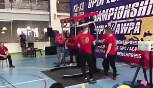 Body Builder Lift A Weight End With Legs Broken