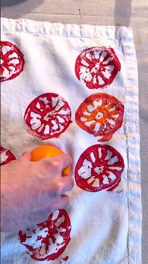 When life gives you oranges… make DIY napkin magic 🍊🧺