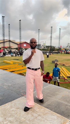 King Promise on Instagram: "SEE YOU ALL TOMORROW AT THE PROMISELAND 🌴"