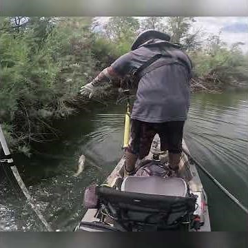 Kayak Fishing (better) than Boat? Here’s Why 🎣🔥😎