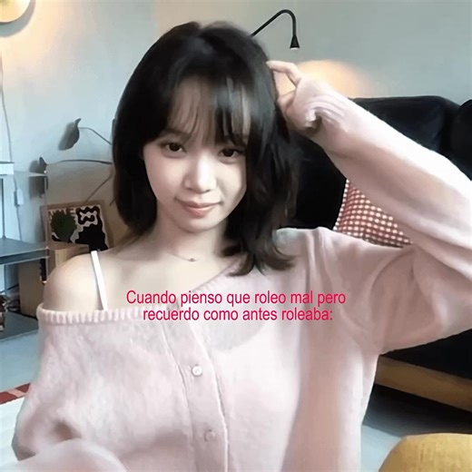 Yo me enojo tiernamente? 💜 JQJAJAJ hoy estuve viendo mis antiguos chats de c.ai y creo q ese fue el primer bot q use JAJAJAJ #humor #zxycba #podercerdito❤️ #characterai #indentificarse