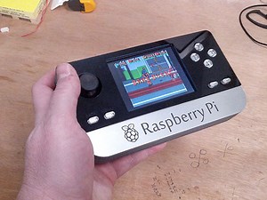 Un Raspberry Pi portable par Ben Heck