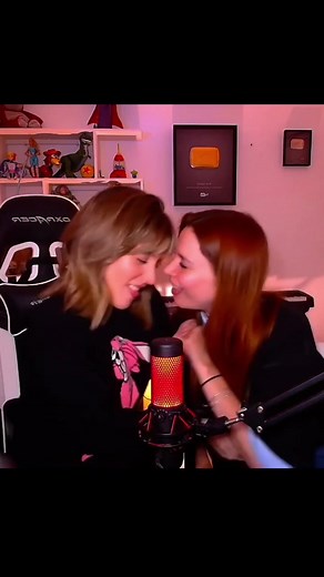 Mica Suárez y Malena Narvay: videos, colaboraciones y búsquedas