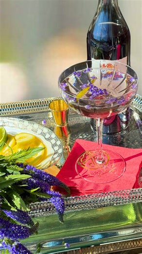 It’s a violet - girl summer ✨🪻🍸 Catch us sippin’ on this Violet Lotus cocktail all summer long 🕺🏻 Recipe: 1 oz Violet Liqueur 1 tsp of lemon juice Top with BuDhaGirl Sparkling Brut or Demi Sec Garnish with edible flowers #lila #lilac #lavendercocktails #cocktails #recipe #bubbly #cocktailrecipes #summerdrinks #mixologist #mixology | BuDhaGirl