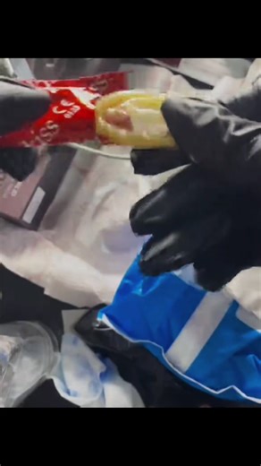 Cuban Clothing Trends: Discovering Polo Shirts