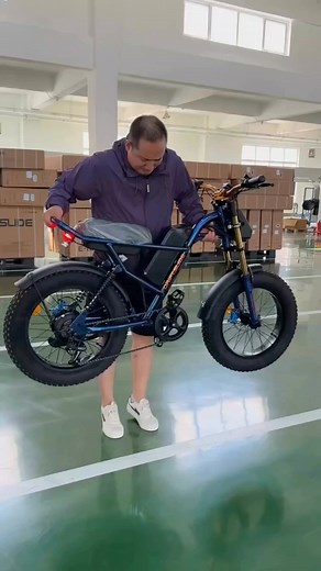 1.1M views · 13K reactions | It will run 210 km on full charge  #reels #viralreels #trendingreels #explorereels #explorepage #trending #viralvideos #fbreels #facebookreels #motorcycle #ElectricMotorcycle | Growmindar1 | Facebook