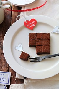 とろける食感がたまらない♪基本の生チョコの作り方とアレンジレシピ集 | キナリノ