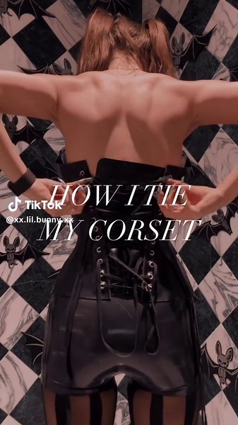 Mastering the Art of Tying a Corset Solo