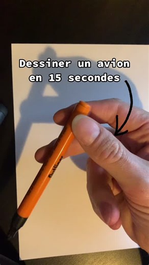 Dessin d’avion facile en 15 secondes !