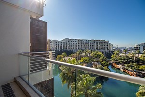 2 Bedroom Apartment / flat for sale in Waterfront - Cape Town - Property24