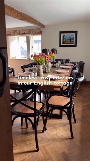 Cottage decor just hits different, and we’re in love with this one from Greystone Cottages