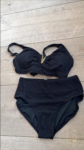 High Waisted Crinkle Bikini Set 👙✨ | Stylish Women’s Swimwear for Beach Days 🌴