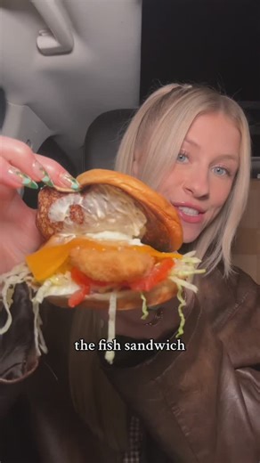 Nat 🤍 on Instagram: "First ever fish sandwich & Arby’s review! #arbysreview #fishsandwhich #fastfood #foodie #explore #arbys • @arbys @kingshawaiian"