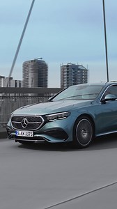 Quando guidi, fallo con stile. Con le sue linee pulite e i suoi dettagli espressivi, Nuova Classe E apre la strada a una nuova idea di eleganza. Scoprila ora: https://mb4.me/0fBjqwnj #MercedesBenz #ClasseE | Mercedes-Benz Italia