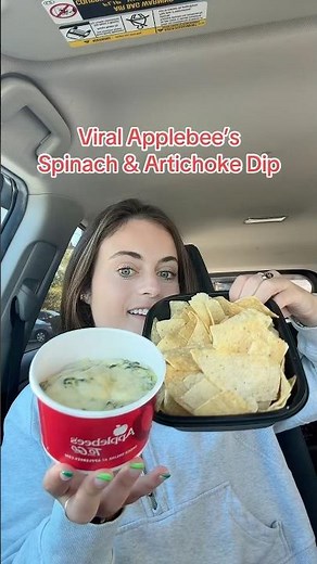 Viral Applebee’s Spinach and Artichoke Dip 🥬🧀🍎#applebees #applebeeschallenge