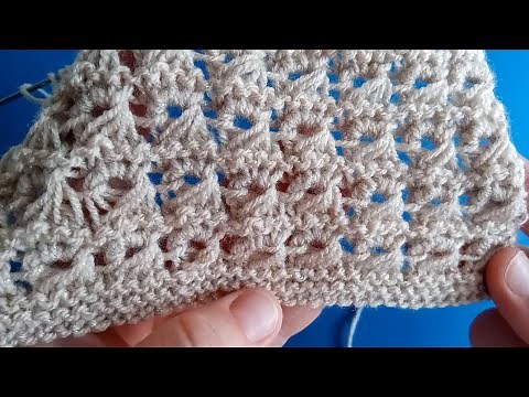 Punto maglia ai ferri traforato con maglie allungate ideale per sciarpe, stole, scialli, poncho, ecc