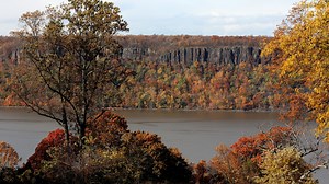 Autumn adventures: WorldAtlas picks 7 Alabama towns you need to visit this fall