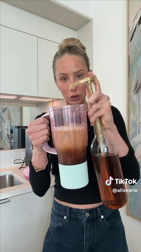 Refreshing Frozen Coffee Recipes with BlendBoss