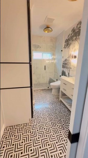 Bathroom ideas with wall paper #wallpaper #bathroomdesign