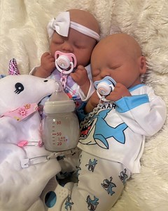 Full Silicone Reborn Baby Twins – Boy / Girl / Twins – Immediate Delivery – Platinum Silicone Full Body Reborn Baby - Etsy