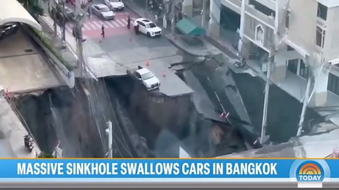 Video: Road Collapses in Bangkok, Opening Up Massive Sinkhole