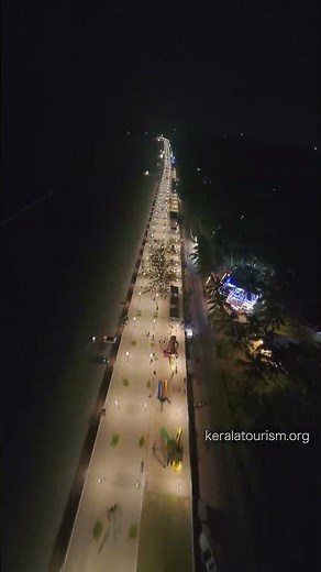 Muzhappilangad Beach | Driving on India’s Longest Beach | Kannur