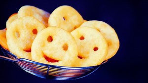 Detailed and simple recipe to prepare Potato Smileys at home with basic ingredients. You'll love it! | Papa Mummy Kitchen