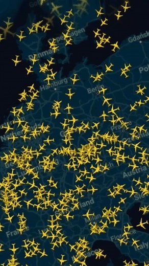 Invisible Highways in the Sky ✈️ How Air Traffic Control Works🚦 #skyhighways #airtrafficcontrol #faa #fly #travel #planes #atlantic #flightroutes #flightpath #transatlanticflight #usaflight #aviation #aircraft #airplane #flying #jetstream #us #learn #usa #unitedstates #states #map #maps #geography #history #viralfacts | Geoglobetales