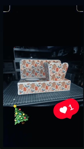 Movie Night Magic, Handmade Just for You! 🍿✨ Transform your movie nights into something truly special with our handmade movie trays — designed to hold your drinks, popcorn, and snacks in perfect style. Each tray is lovingly crafted for comfort and convenience, keeping everything you need within easy reach so you can focus on the film. Whether it’s a family movie night, romantic date, or a themed party, our trays can be personalised to suit any theme or occasion — from cozy classics to blockbust