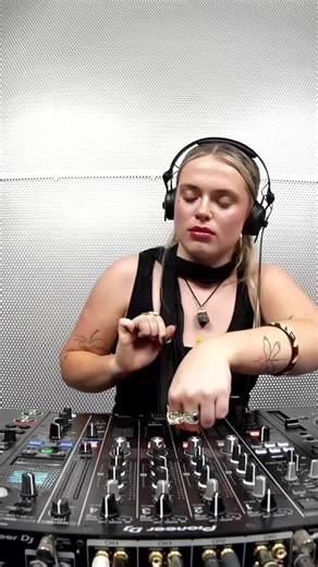 squelchy swampy sounds make my brain go brrrrr