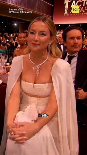 When your brother is seated right behind you... 😂 Kate Hudson tells her 'I Am Actor' story and Oliver Hudson couldn't hide his reactions. | Entertainment Tonight