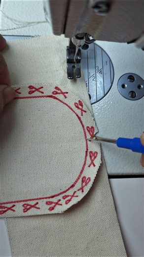 Easy Curved Corners Sewing tips and tricks for beginners #shorts #shortsfeed #trending #fashion #diy