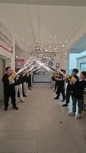 🔥 Get the ultimate handheld sparkler with Igracelite Cold Spark Hand-Held!