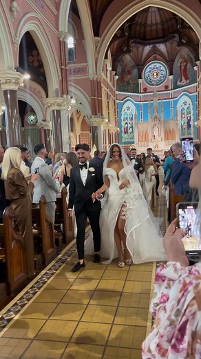 The Most Incredible Bride and Groom: A Beautiful Wedding Moment