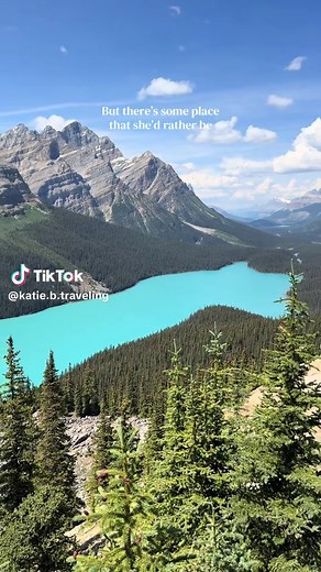 Exploring the Beauty of Banff and Peyto Lake, Canada