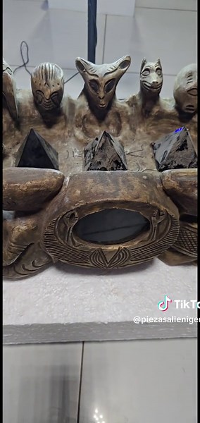 Increíble Confederación Galáctica Alienígena En Venta