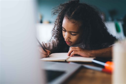 IQ-Test für Kinder: Wann er sinnvoll ist und wann er deinem Kind mehr schadet