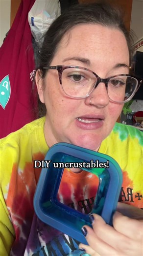 Homemade uncrustable’s! 🍞 🥜 🍇 🍓 #uncrustables #pbandj