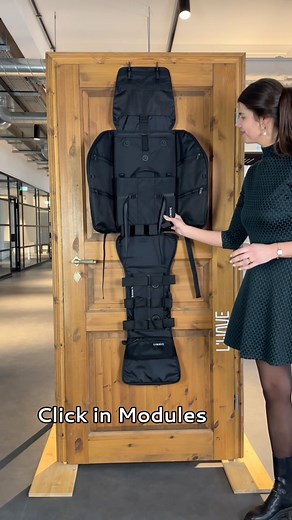3.9K views · 177 reactions | Pack the LiWAVE Premium 28L with me ☺️ #liwave #backpack #rucksack #minden #madeingermany #innovation #startupgermany #travelbackpack #reiserucksack #businesstrip #getorganized #ordnungssystem #fairfashion #sustainablefashion #effizientpacken #packhack #rucksackpacken #modularerrucksack #asmr #asmrsounds #asmrpacking #asmrvideo #germanengineering #germandesign #bestbackpack #engineeringdesign | LiWAVE | Facebook