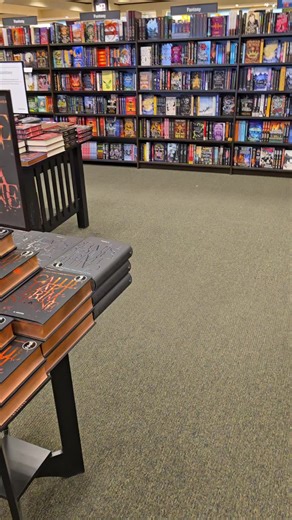 The wolf?? 🤣 I need this in my life. #twilight #bookstore #tbr #Lego #thecullens