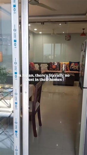 Ever thought about how Japanese homes look effortlessly clean? It's not about cleaning harder - it's about preventing mess. In Japan, people don't clean "once a week". They clean little every single day - tiny rituals that take 5-10 mins. There's even a saying: "Better 10 mins daily than 2 hours on the weekend." Here's what they actually do👉 1. Shoes never cross the entryway - dust and street grime stay outside. 2. Every morning, they air out rooms, even in winter. 3. They have less furniture t