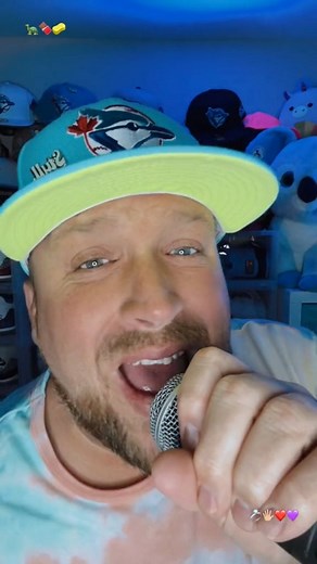 37K views · 1.6K reactions | SMASH or TRASH 2002 酪️ #SmashOrTrash #Request #Challenge #Music #2002 #2000s #BigBlizz #Trict | DJ Blizzard aka BigBlizz | Facebook