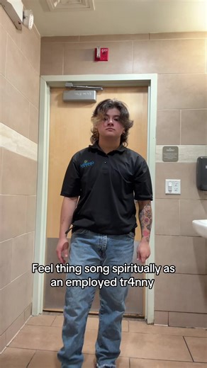 For the record this was filmed and posted off the clock 😛🤞 #ftm #employed