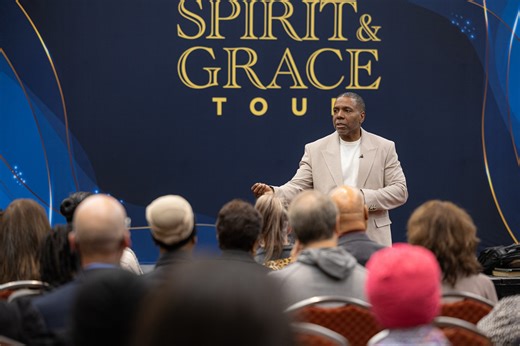 Dr. Creflo Dollar talks the 'Spirit & Grace Tour'