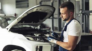 What Causes Engine Knocking When Accelerating? | Rx Mechanic