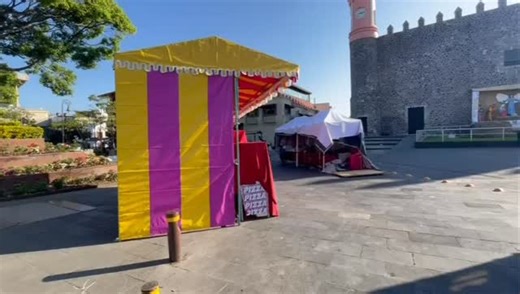 🔴 CIERRAN CIRCULACIÓN EN CALLE DEL CENTRO DE CUERNAVACA POR INSTALACIÓN DE PUESTOS Se instalan puestos frente a Palacio de Cortés, lo que provoca el cierre vial en la zona. Se recomienda tomar vías alternas. #Morelos #Cuernavaca | Círculo De Poder