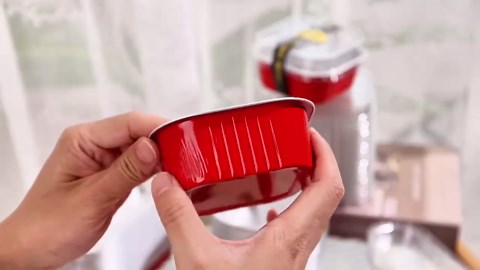 Amazon.com: Orlashop 100 Pack Red Mini Aluminum Foil Loaf Pans with Lids 50Pcs 6.8oz and50Pcs 10oz, Spoons & Sealing Stickers Included Ideal for Baking, Storage & Gifting Dessert (100PCS RED): Home & Kitchen