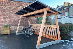 Rossini Energy dévoile le Tocyclo, un abri de vélo électrique bardé de panneaux solaires