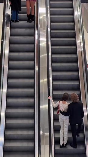 Maybe next time 💔😆 #prank #escalator #foryoupage #couplecomedy | Mariiaclips