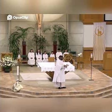 Shepherds Witness Angels Singing 'GLORIA' in Luke 2